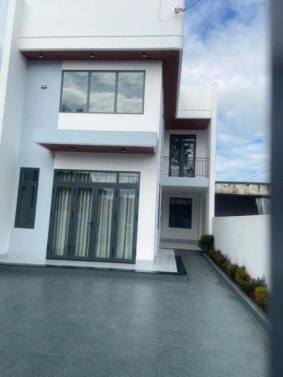 Bán nhà mới 3PN 3WC 60m² Eakao Hóc Môn 2.79 tỷ - Ảnh 1