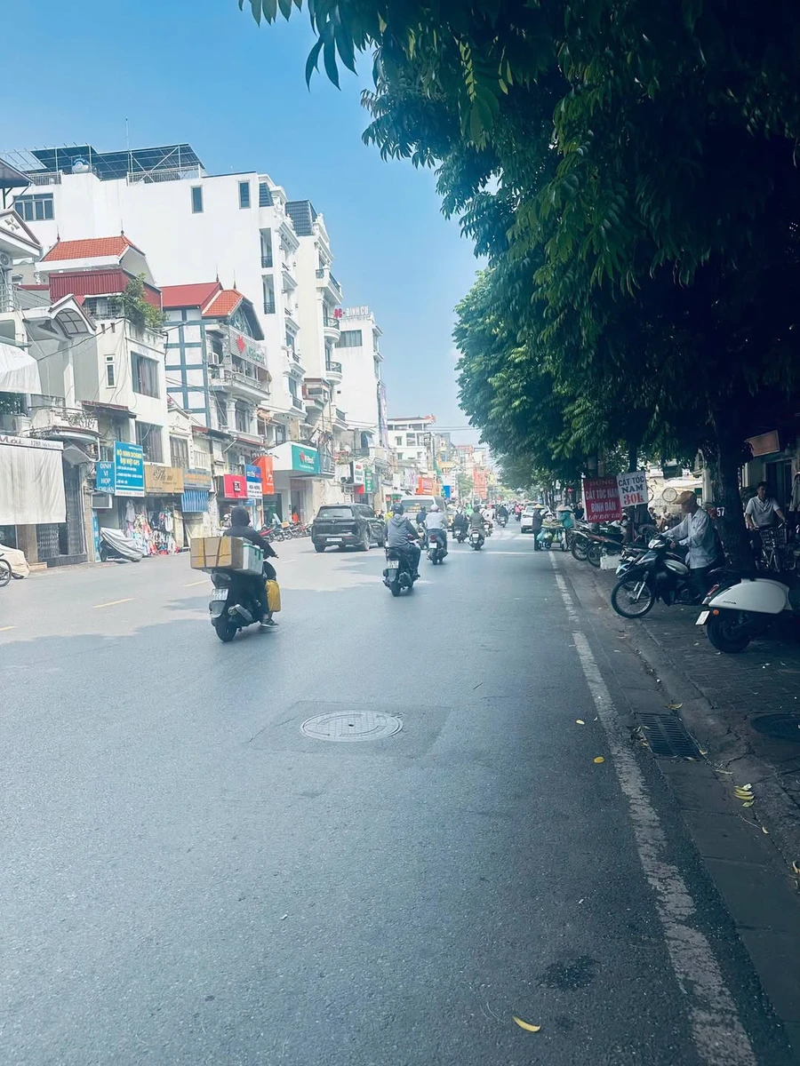 Bán nhà mới 3 tầng 42m² 3PN tại Trần Nguyên Hãn – 3,3 tỷ - Ảnh 1