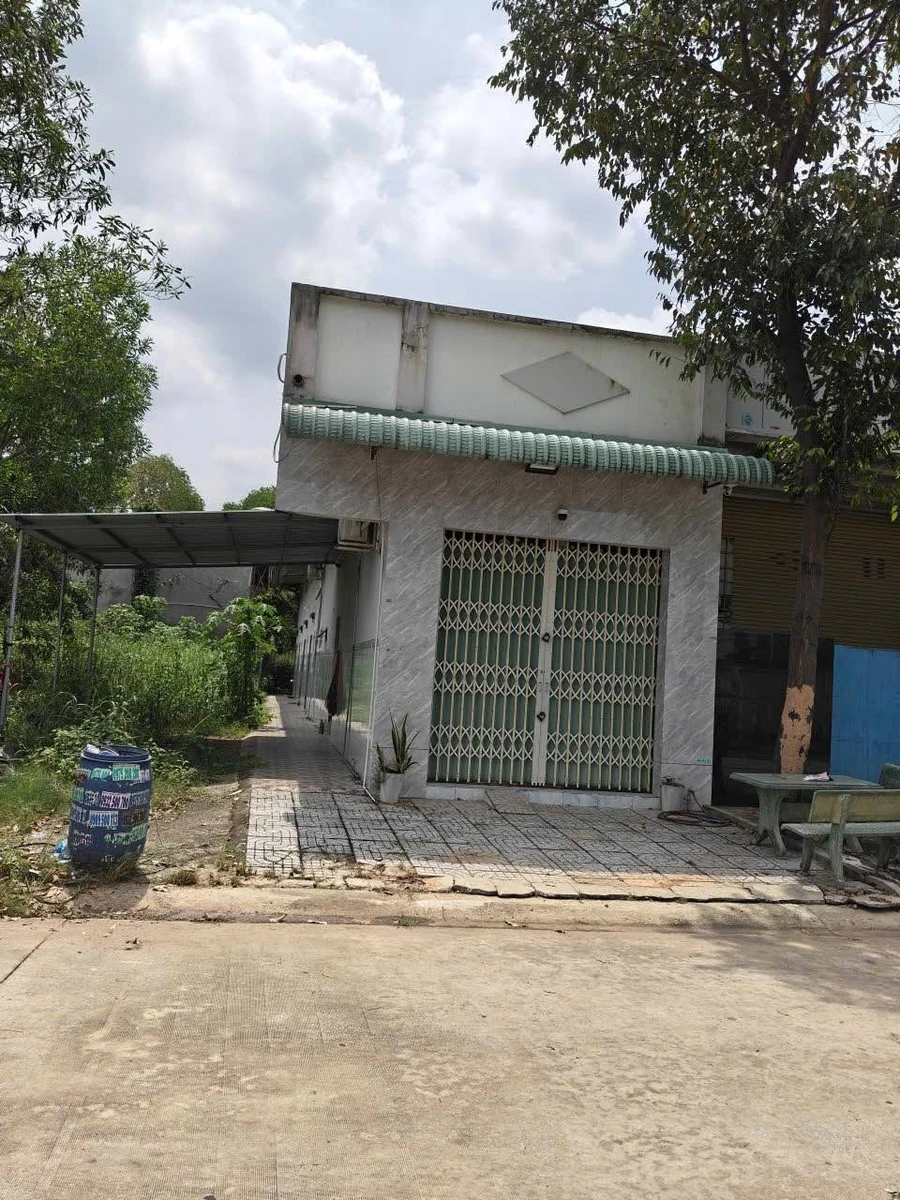 Bán trọ kiot + 4 phòng Mỹ Phước 3 Bến Cát 150m² 1.9 tỷ - Ảnh thu nhỏ 2