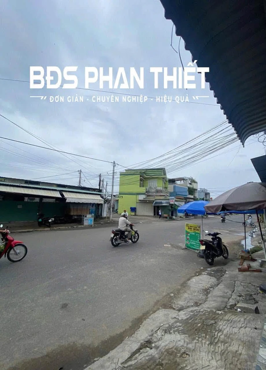 Bán nhà mặt tiền 80m2 Lê Quang Đạo Phan Thiết 2,3 tỷ - Ảnh thu nhỏ 2