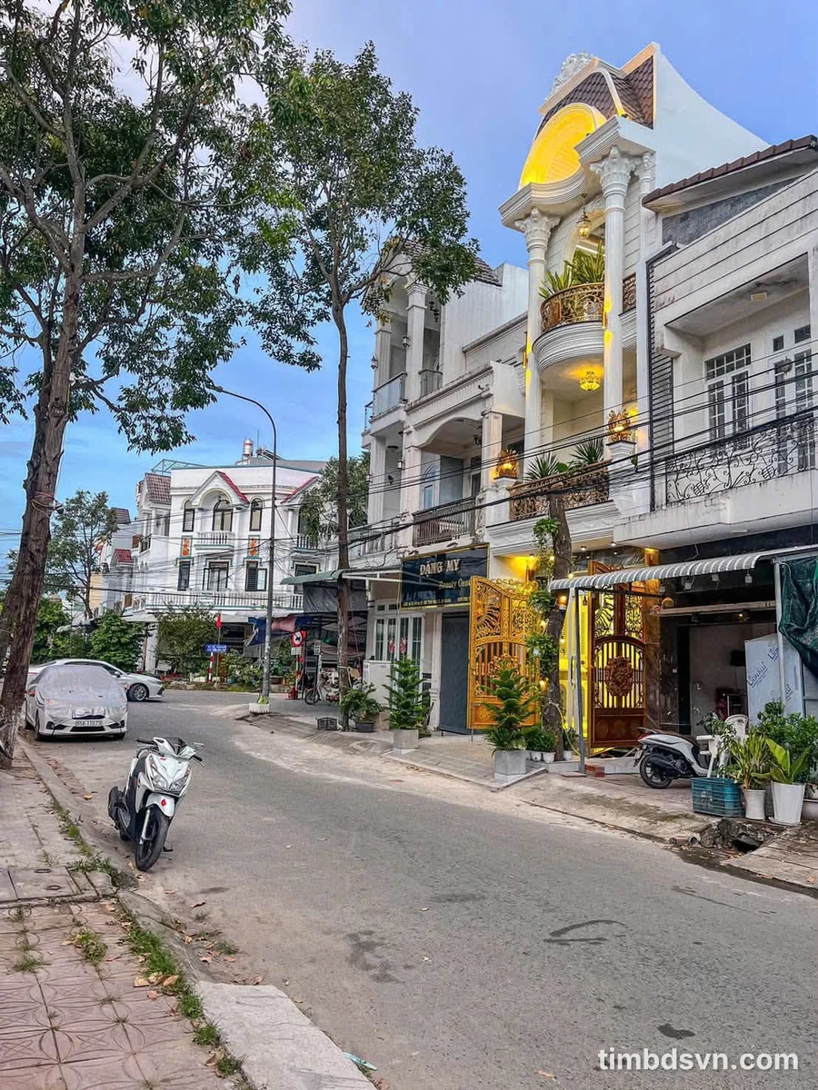 Nhà 2 lầu 200m² sắp hoàn thiện gần trường THPT An Khánh - Ảnh thu nhỏ 2
