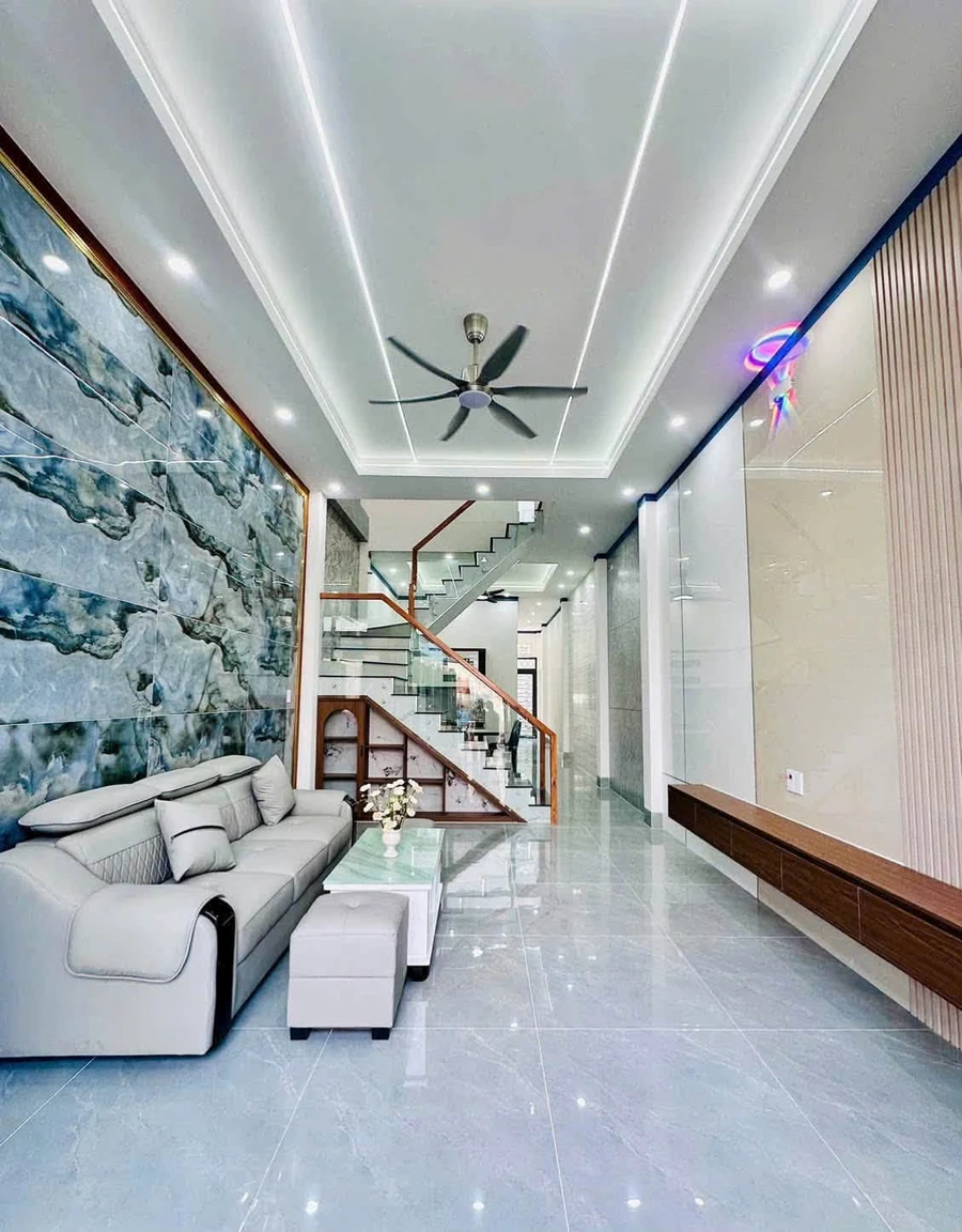Bán nhà lầu hiện đại 3PN gần chợ Phú Thọ, 108m² Trảng Dài - Ảnh thu nhỏ 2