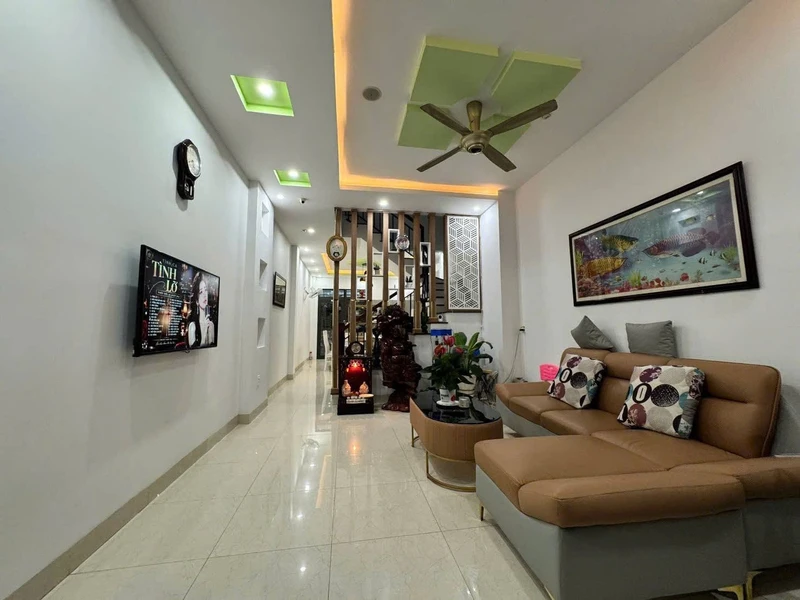 Bán nhà 76m² Nha Trang 8 tỷ 1