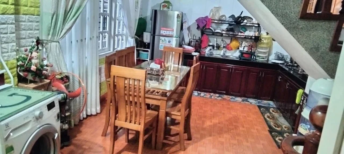 Bán nhà phố 3PN 76m² Phường Xuân Hương 6 tỷ - Ảnh thu nhỏ 2