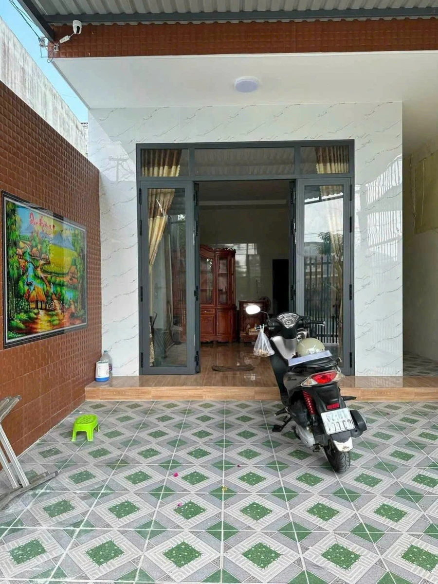 Bán nhà mặt tiền Nguyễn Thị Bảy, Tân An 72m² giá 2,5 tỷ - Ảnh thu nhỏ 2