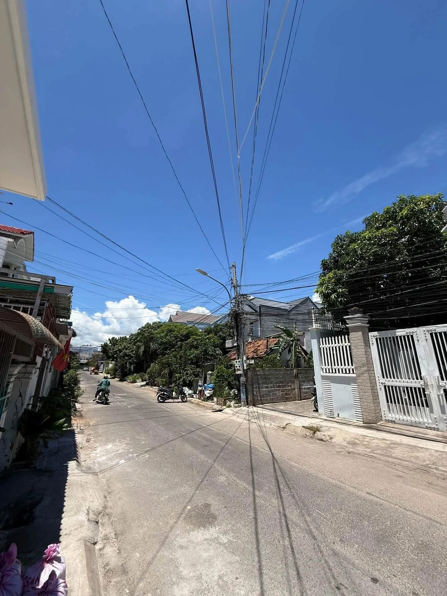 Bán nhà 1 trệt 1 lầu mặt tiền Huỳnh Thị Khá, Phan Thiết, 68m2 - Ảnh thu nhỏ 3