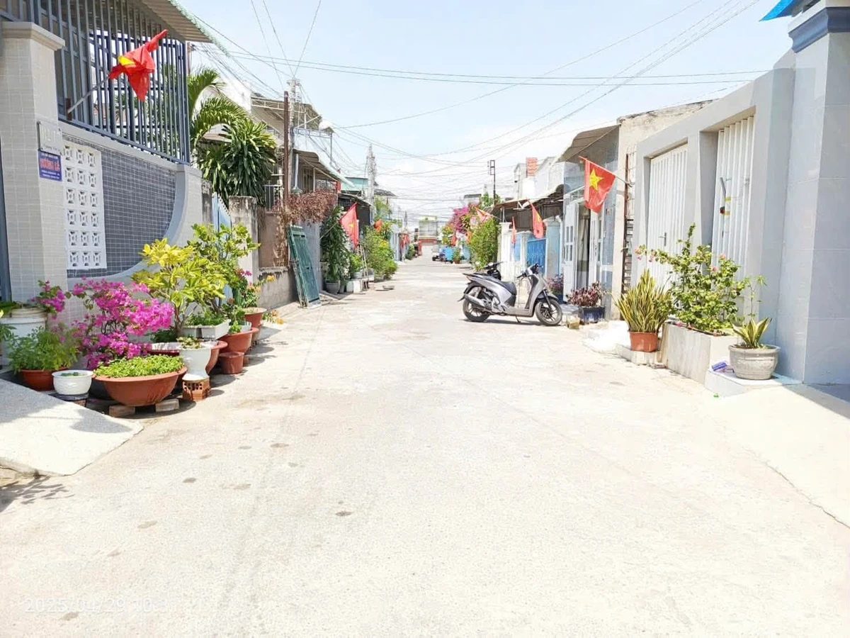 Bán nhà 1 trệt 1 lầu 33m² Phan Thiết, Lâm Đồng - 1.5 tỷ - Ảnh 1