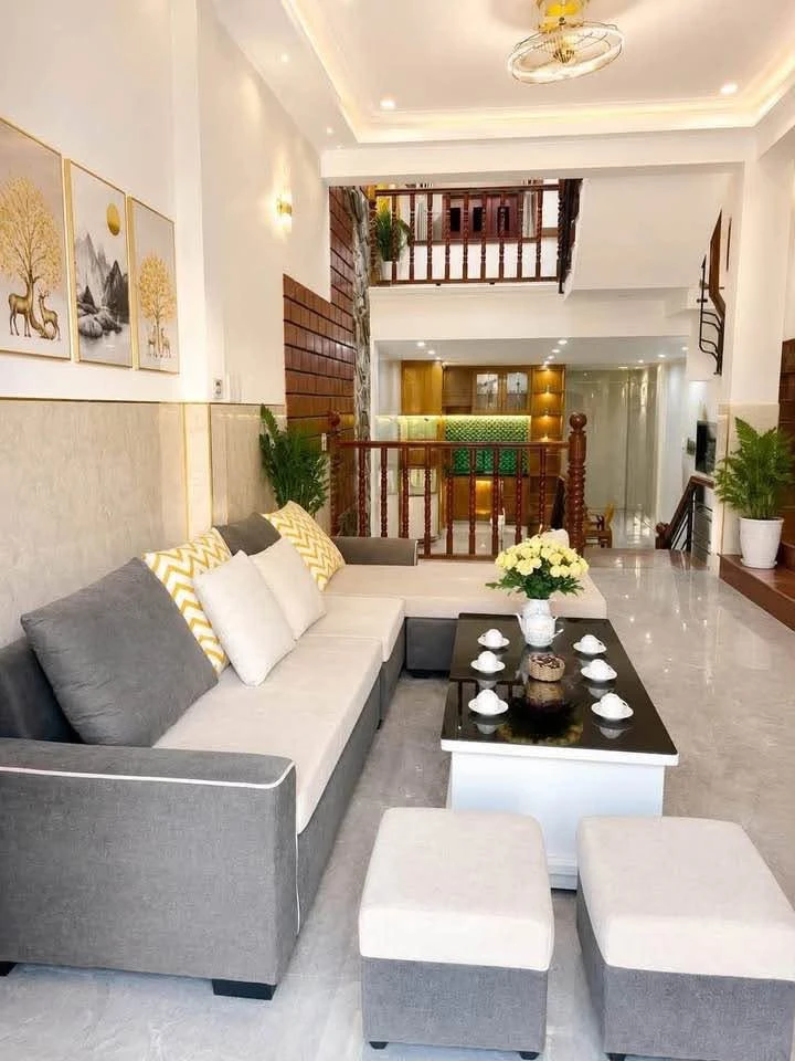 Bán nhà 3 tầng mặt tiền Tô Hiến Thành 72m², 4PN, 7 tỷ - Ảnh thu nhỏ 4
