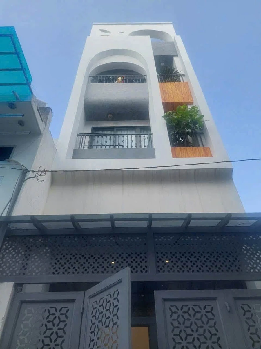 Bán nhà hẻm 5x14m 3 tầng Lê Trọng Tấn 7 tỷ - Ảnh 1