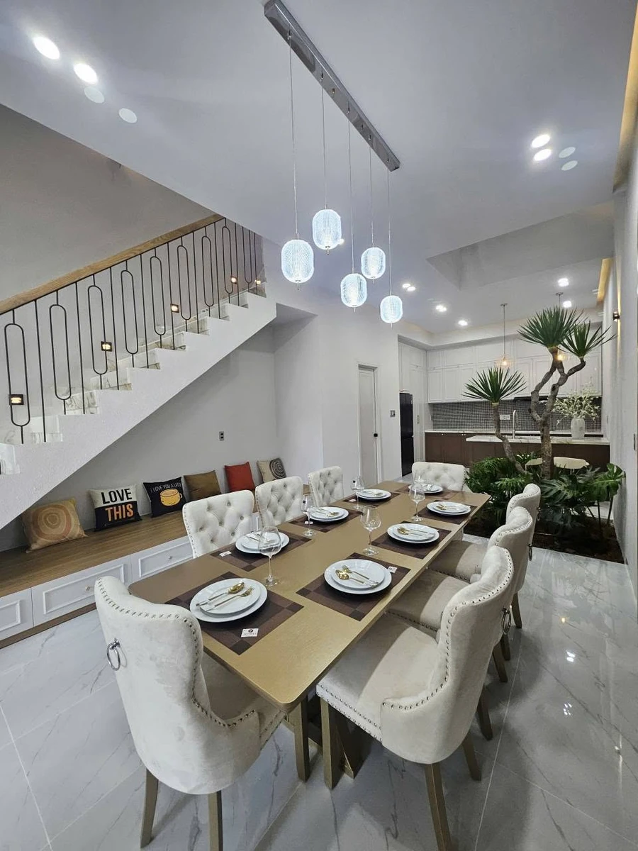Bán nhà mặt tiền 3 lầu đường Xuân Diệu, Tân Lợi, Buôn Ma Thuột, 4PN full nội thất - Ảnh thu nhỏ 2