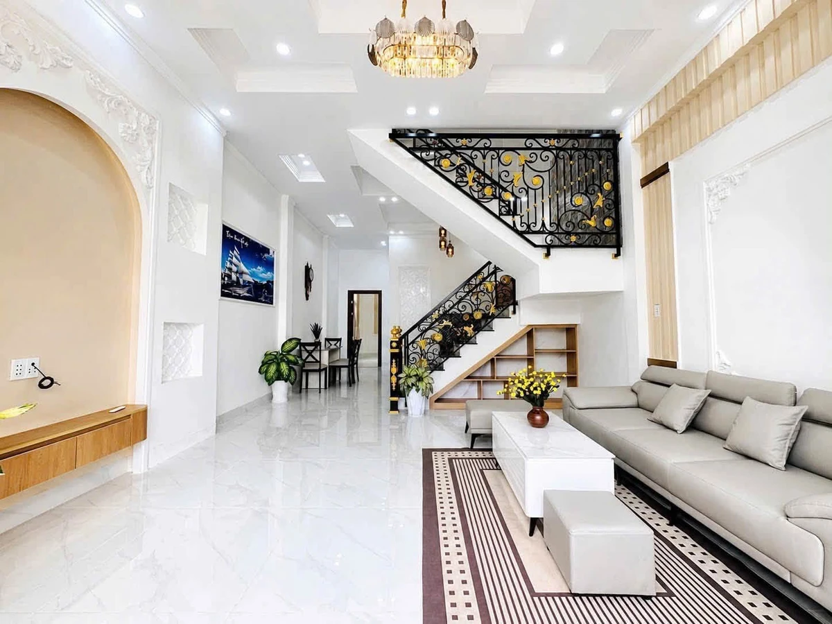Bán nhà lầu 90m² Phường Hòa Thành Tây Ninh 2,39 tỷ - Ảnh thu nhỏ 3