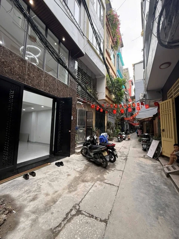 Bán nhà 6 tầng full nội thất mặt phố Bạch Mai 234m², giá 13,5 tỷ