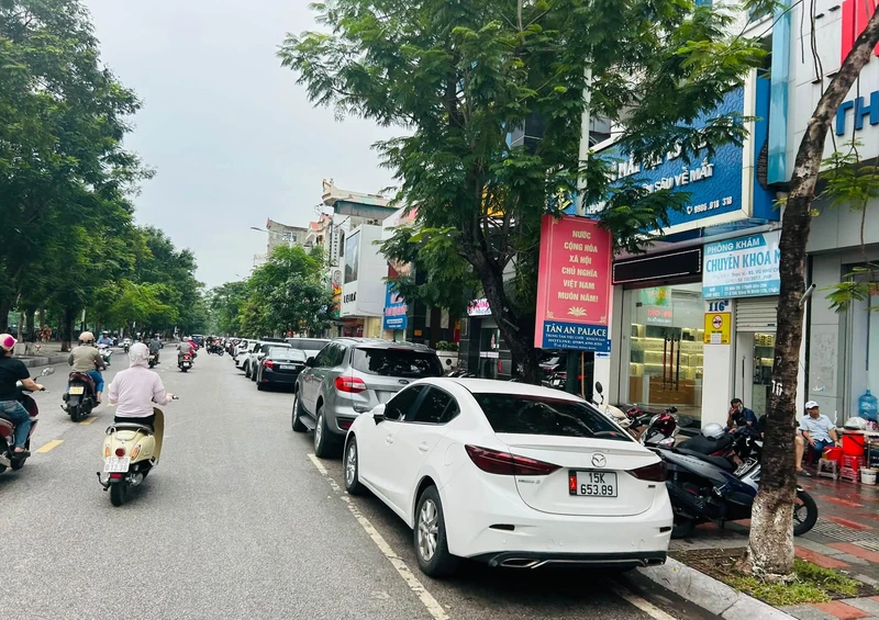 Bán nhà mặt phố 90m² 11,3 tỷ Hai Bà Trưng