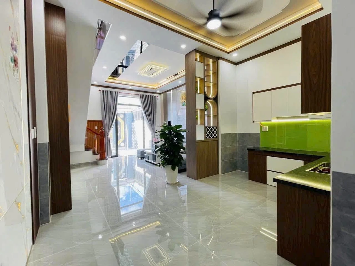 Nhà lầu 3 PN sổ riêng Trảng Dài Biên Hòa, 95m2, 3 tỷ 290 triệu - Ảnh thu nhỏ 3