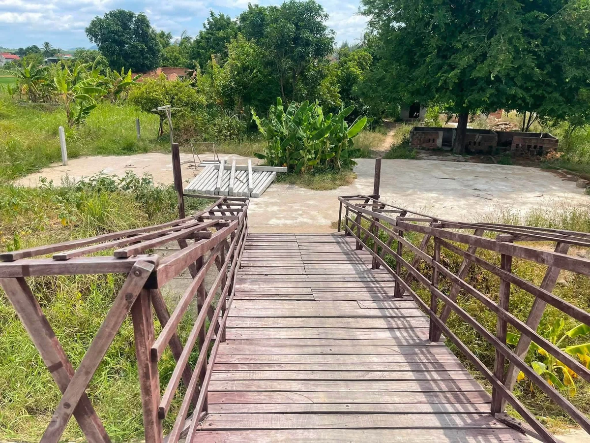 Bán đất mặt tiền bờ kè 1.590m² Sơn Hòa Phú Yên - Ảnh 1
