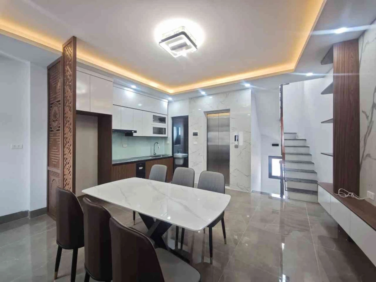 Bán nhà 7 tầng, 4PN, 42m2 mặt tiền 4,6m Cầu Giấy, Hà Nội - Ảnh thu nhỏ 3