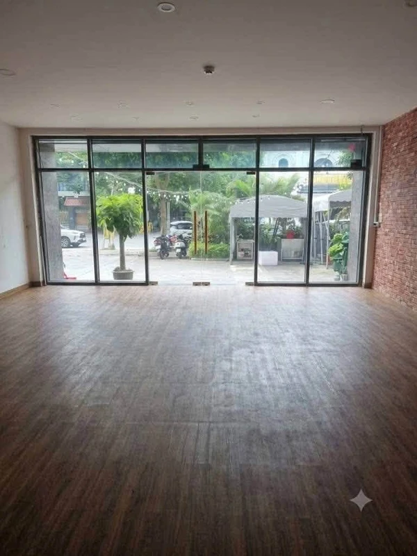 Cho thuê chân đế mặt tiền Thanh Bình 68m2, 19 triệu/tháng