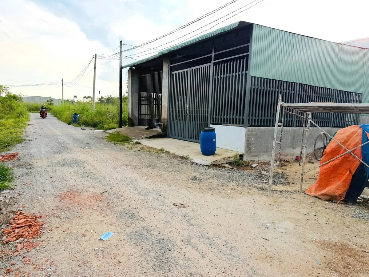 Bán nhà mới 2 phòng ngủ Minh Hưng, 270m² giá 1 tỷ - Ảnh thu nhỏ 2