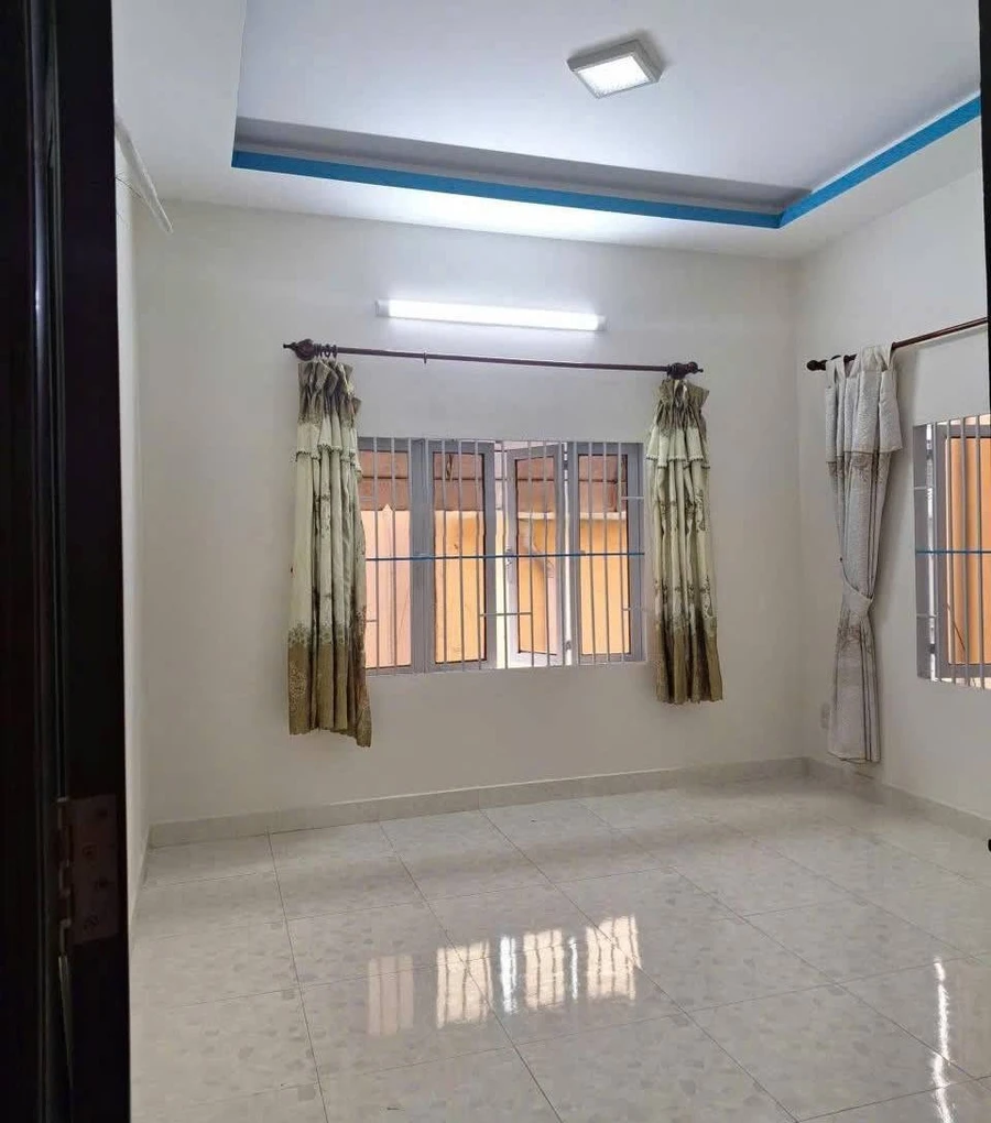 Bán nhà hẻm Tân Bình 105m² 2PN 2WC 15 triệu - Ảnh thu nhỏ 3