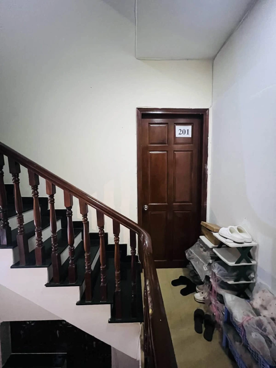 Bán nhà dịch vụ Bùi Đình Tuý, 50m², 8 phòng ngủ, thu nhập 60tr/tháng - Ảnh thu nhỏ 4