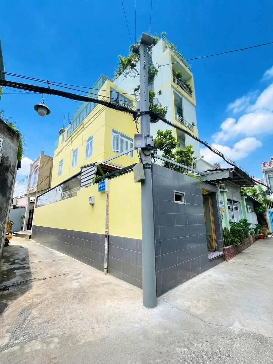 Bán nhà 3 tầng lô góc 60m² hẻm 4m Huỳnh Tấn Phát, Nhà Bè - 4,99 tỷ - Ảnh 1