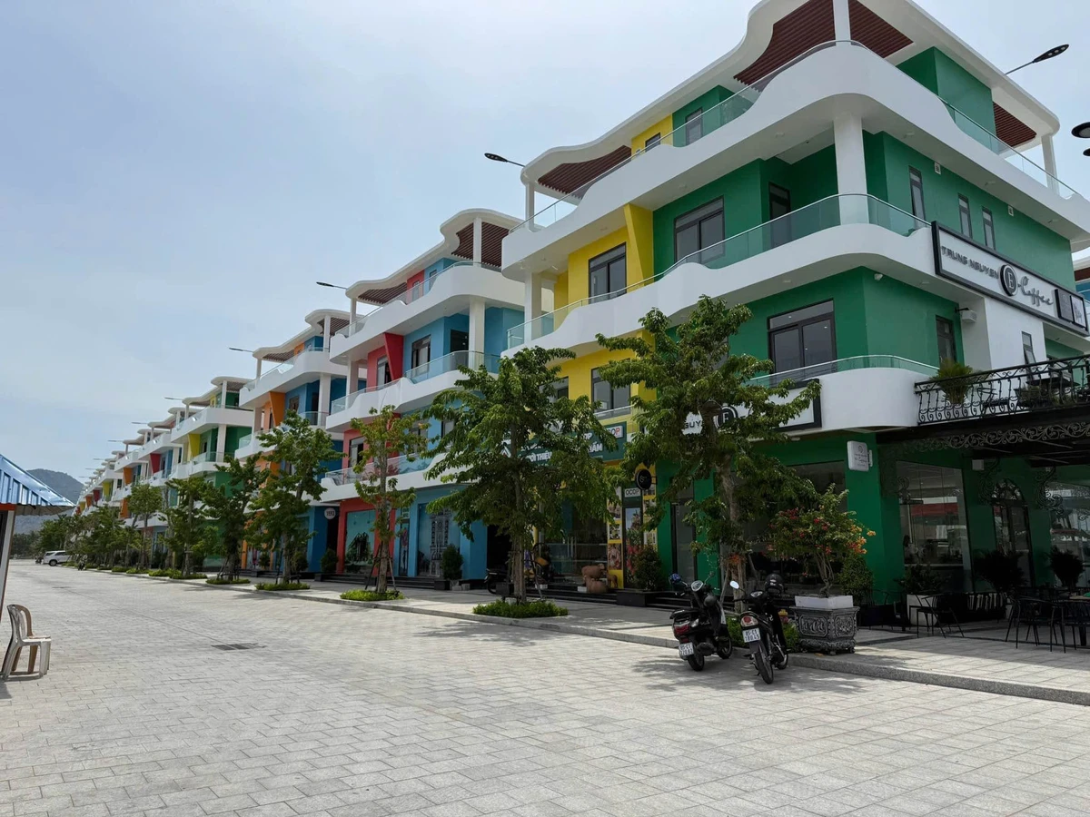 Bán nhà mặt tiền Yên Ninh 208m² kinh doanh, Khánh Hòa - Ảnh thu nhỏ 3