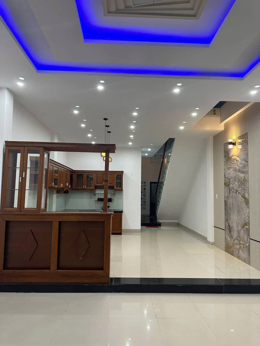 Bán nhà 3 tầng mặt tiền Đà Nẵng 83.5m2, 6 tỷ - Ảnh thu nhỏ 3