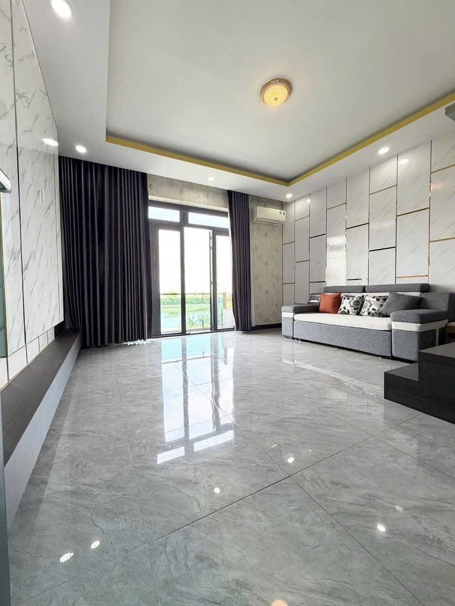 Bán nhà 1 trệt 2 lầu 74,9m2 full nội thất gần chợ Long Thượng, Phước Lý, Tây Ninh - Ảnh thu nhỏ 3