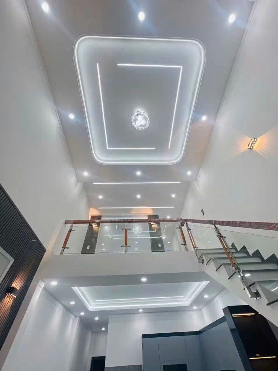 Bán nhà trệt lửng 72m² 2PN gần chợ Phú Phong, KDC Trường Sơn, giá 2,68 tỷ - Ảnh 1