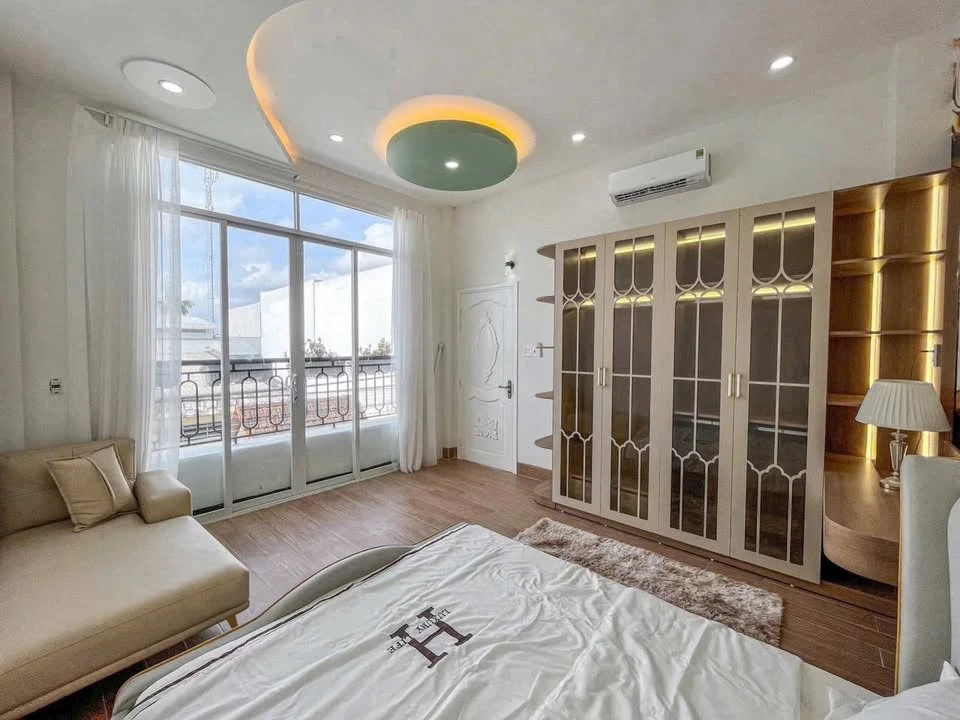 Bán nhà 1 trệt 2 lầu full nội thất 44 m² 3 tỷ 100 triệu Bình Chánh - Ảnh thu nhỏ 5