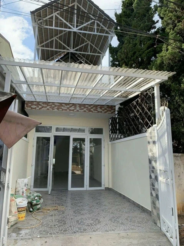 Bán nhà phố hẻm ô tô 4 phòng 151,8m² Đà Lạt 8,8 tỷ