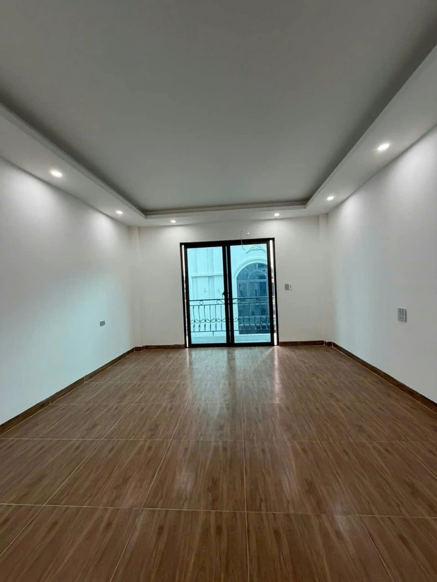 Bán nhà 70m2, 4 tầng, độc lập, 6.7 tỷ - Ảnh thu nhỏ 4