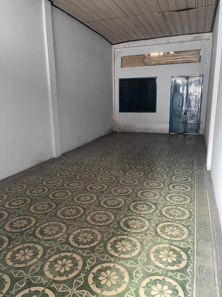 Cho thuê nguyên lầu 56m² mặt tiền chợ xóm mới, 4.2 triệu/tháng - Ảnh thu nhỏ 2
