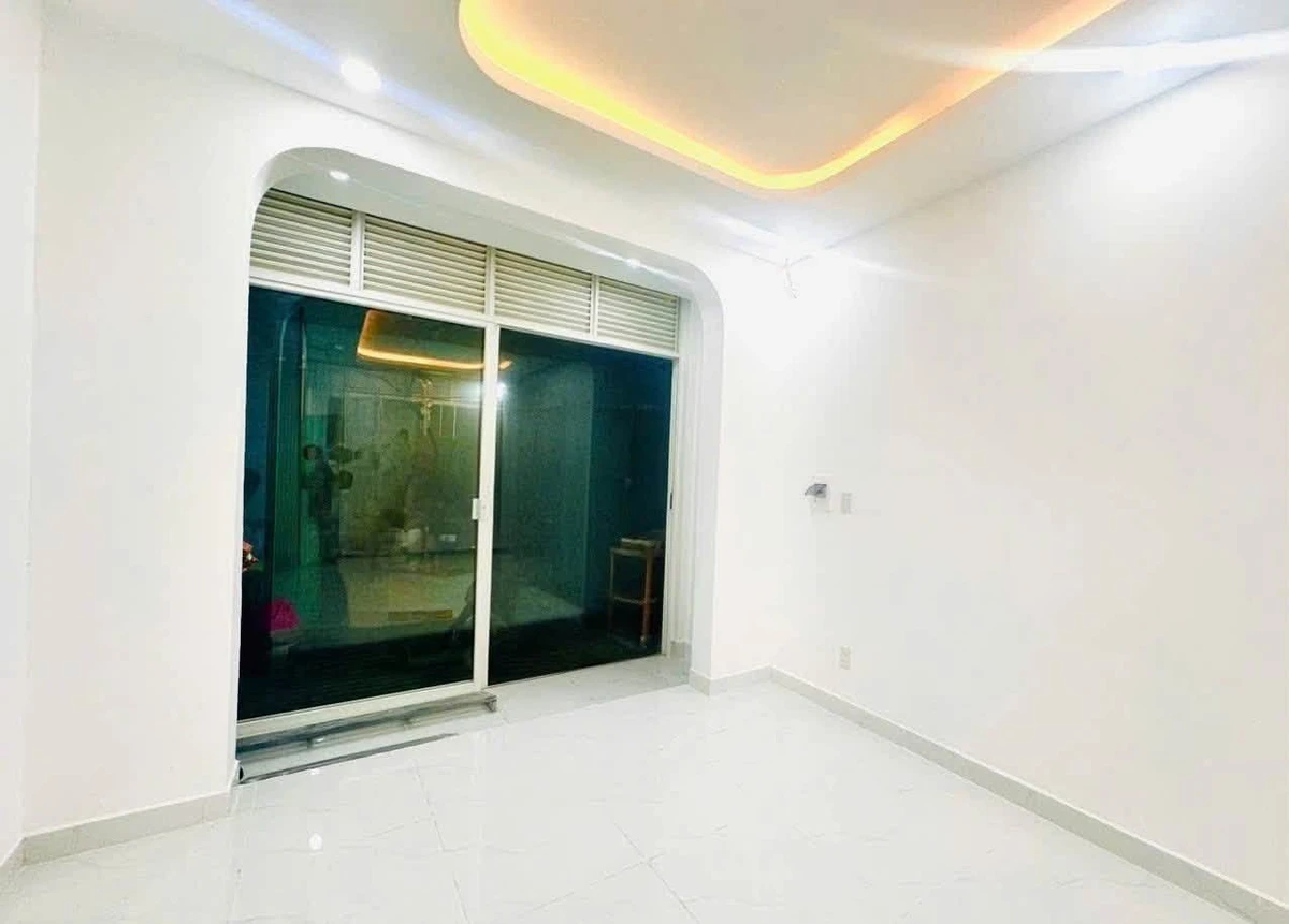 Bán nhà 2 tầng 32m² Linh Chiểu Thủ Đức 2.95 tỷ - Ảnh thu nhỏ 2