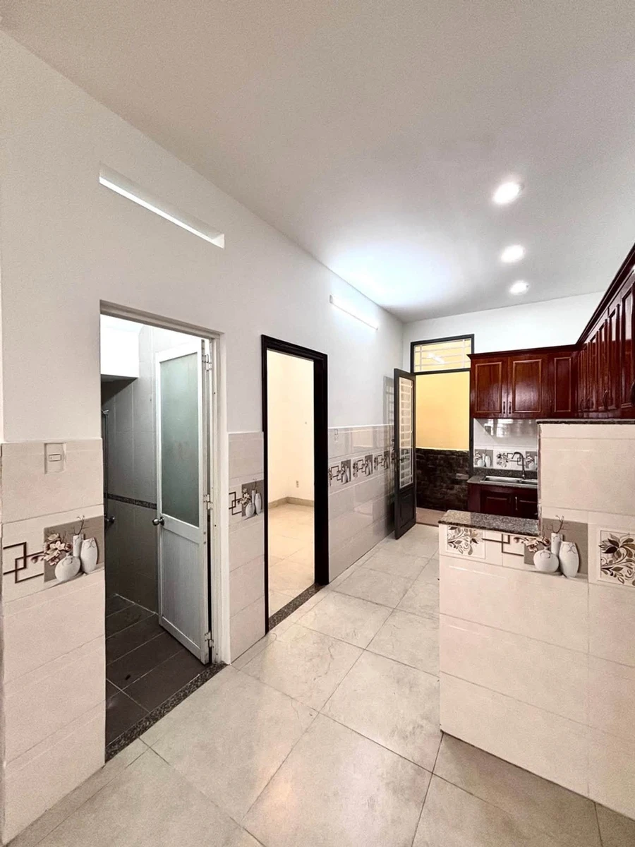 Bán nhà 3 tầng 70m² Hiệp Bình, Thủ Đức, giá ~5 tỷ - Ảnh thu nhỏ 4