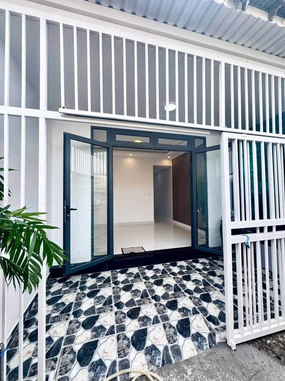 Bán nhà SRXD 65m2 Thái Phiên P12 - Ảnh 1