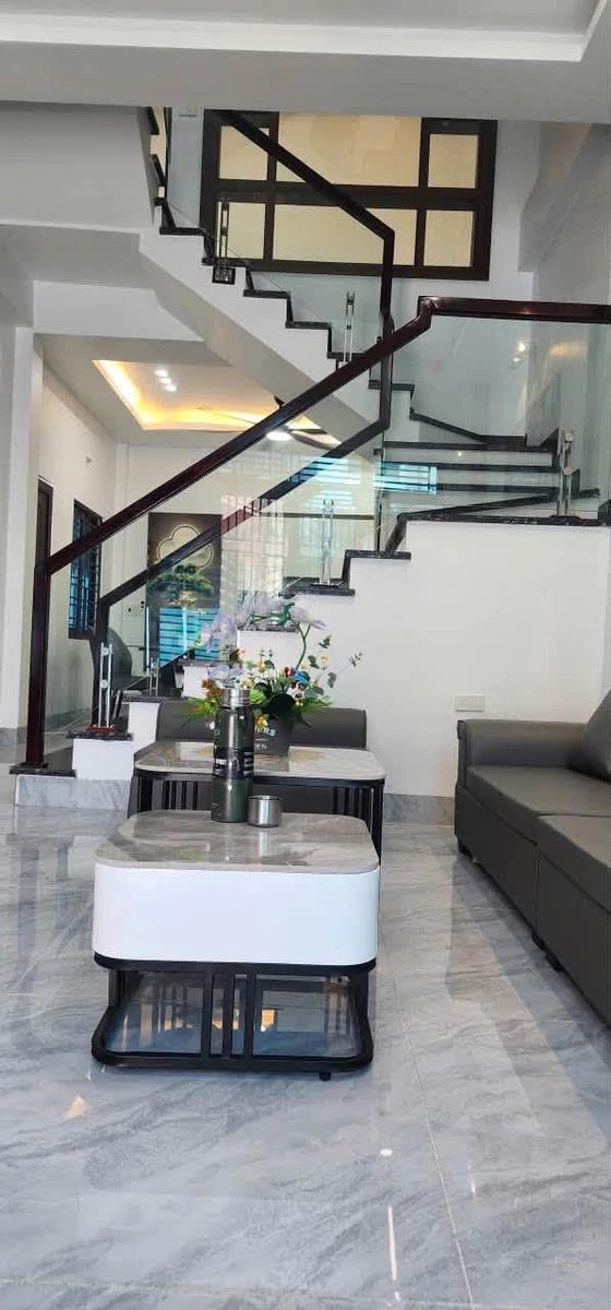 Bán nhà 3 tầng 120m2, 3PN, góc 2,58 tỷ Nguyễn Hữu Câu - Ảnh thu nhỏ 2