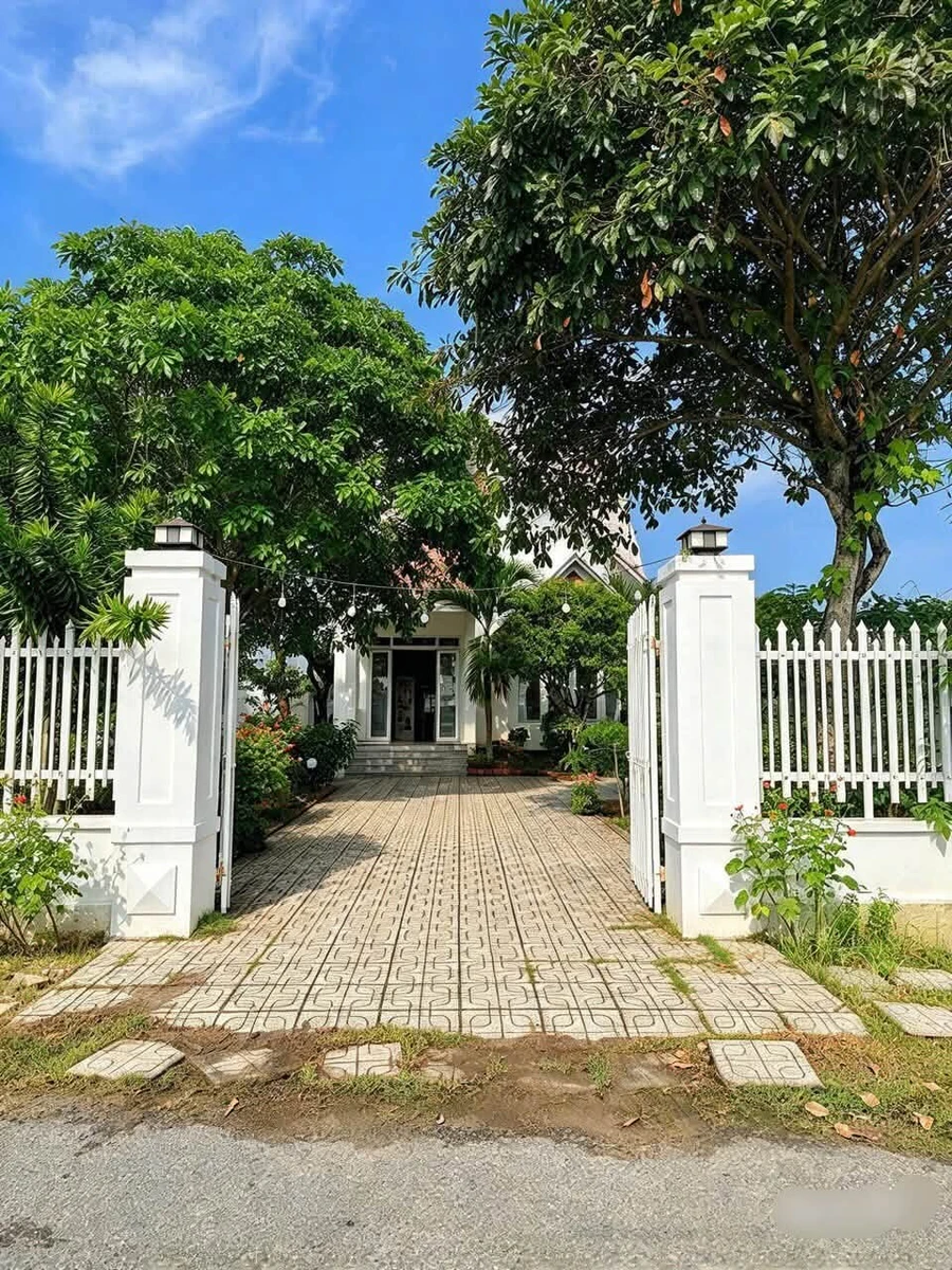 Nhà mái Thái 2 mặt tiền 285m² Tây Ninh, 2 PN, 2 WC - Ảnh thu nhỏ 2