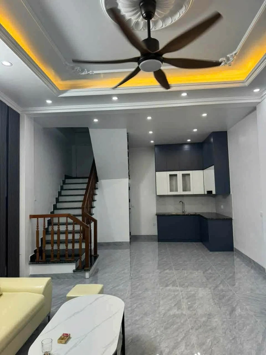 Bán nhà 3 tầng 41,7m2 gần Big C, 1,9 tỷ - Ảnh thu nhỏ 2
