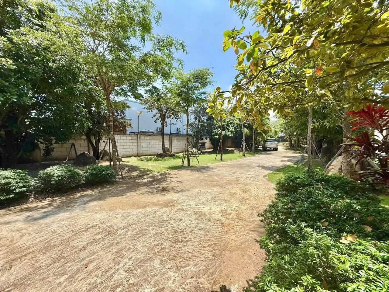 Bán biệt thự nhà gỗ quý 1.900m2 ở Xuyên Mộc 13 tỷ đồng - Ảnh 1