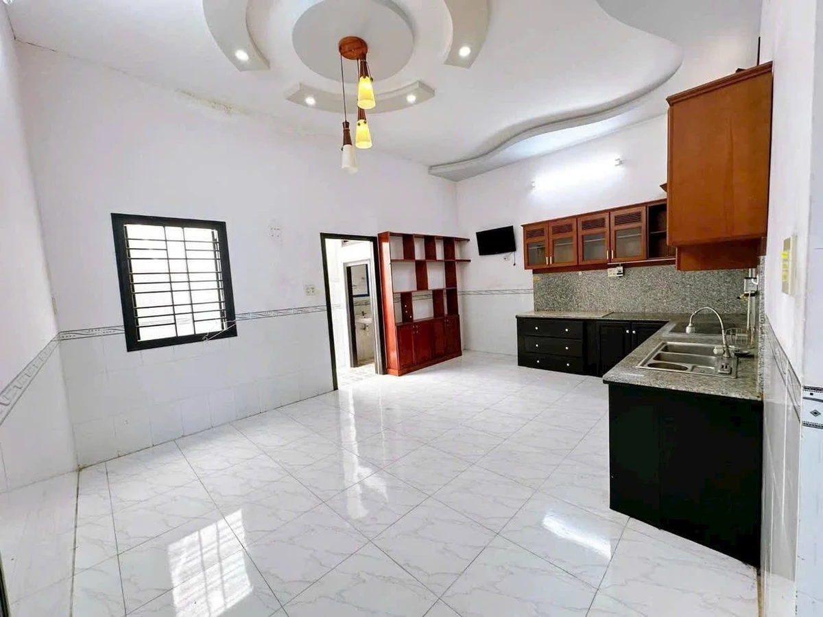 Cho thuê nhà nguyên căn hẻm Nguyễn Hội 200m2, 2PN, Quận 1 - Ảnh thu nhỏ 4