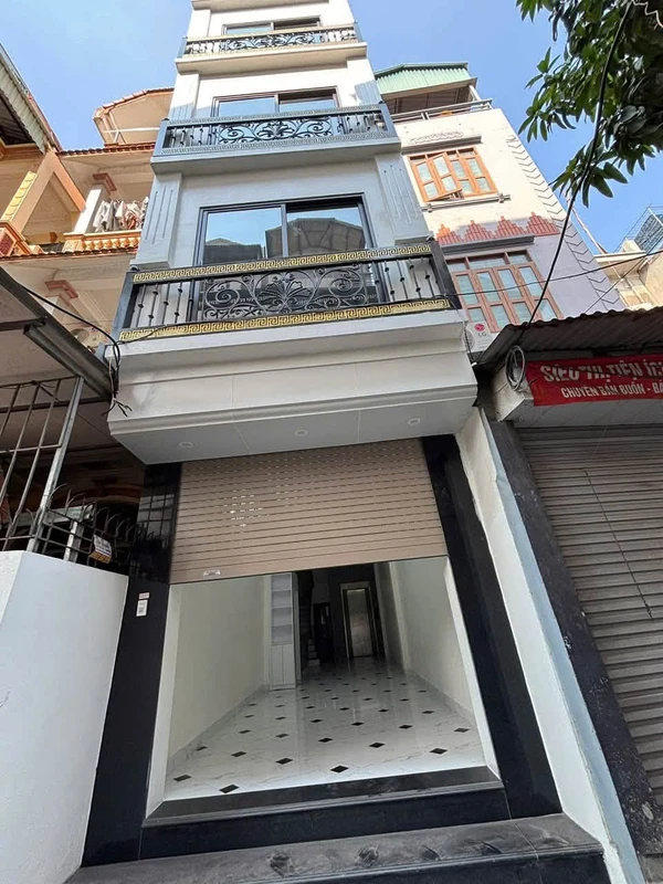 Cho thuê nguyên căn 5 tầng, 3 PN, 45 m² Đại Đồng, 12 triệu/tháng