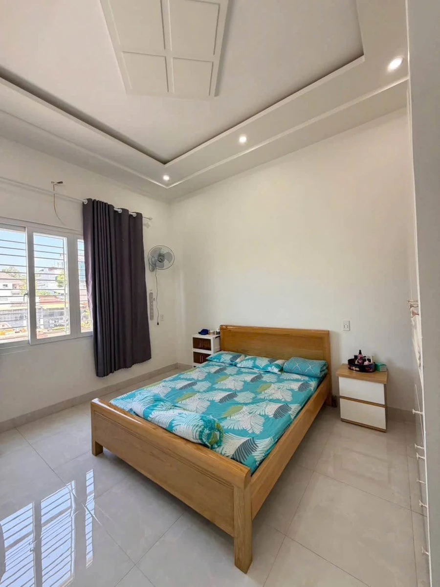 Bán nhà hẻm 3PN 88m² Nguyễn Tất Thành, Quận 5 - 5.8 tỷ - Ảnh thu nhỏ 5