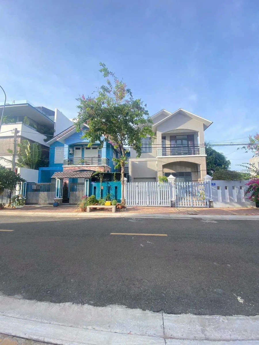 Biệt thự 190m² Long Tâm Bà Rịa, sổ riêng 5 tỷ 9 - Ảnh 1