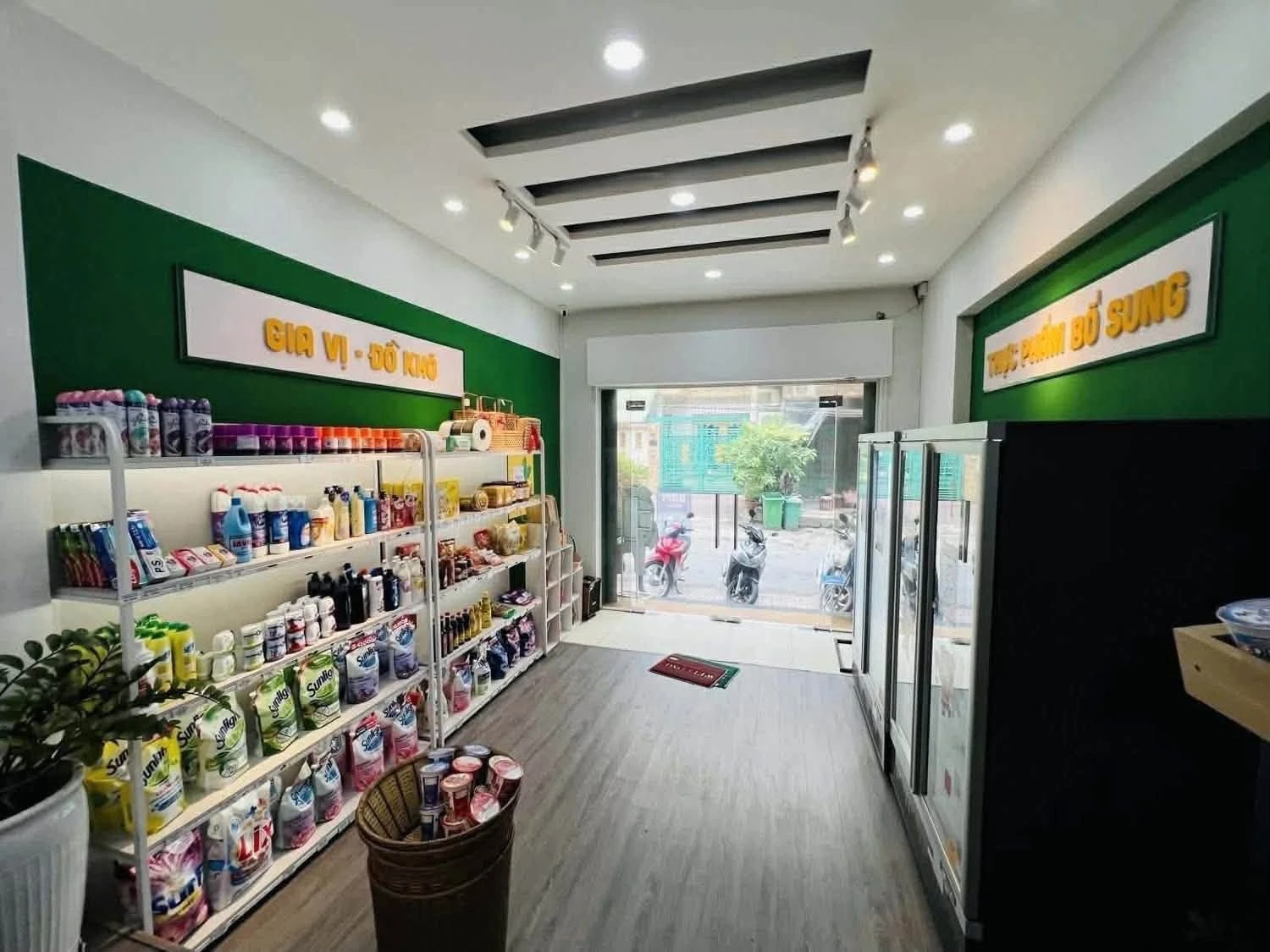 Bán nhà mặt tiền Phan Xích Long P2 Phú Nhuận 80m2 4 tầng 26.99 tỷ - Ảnh 1