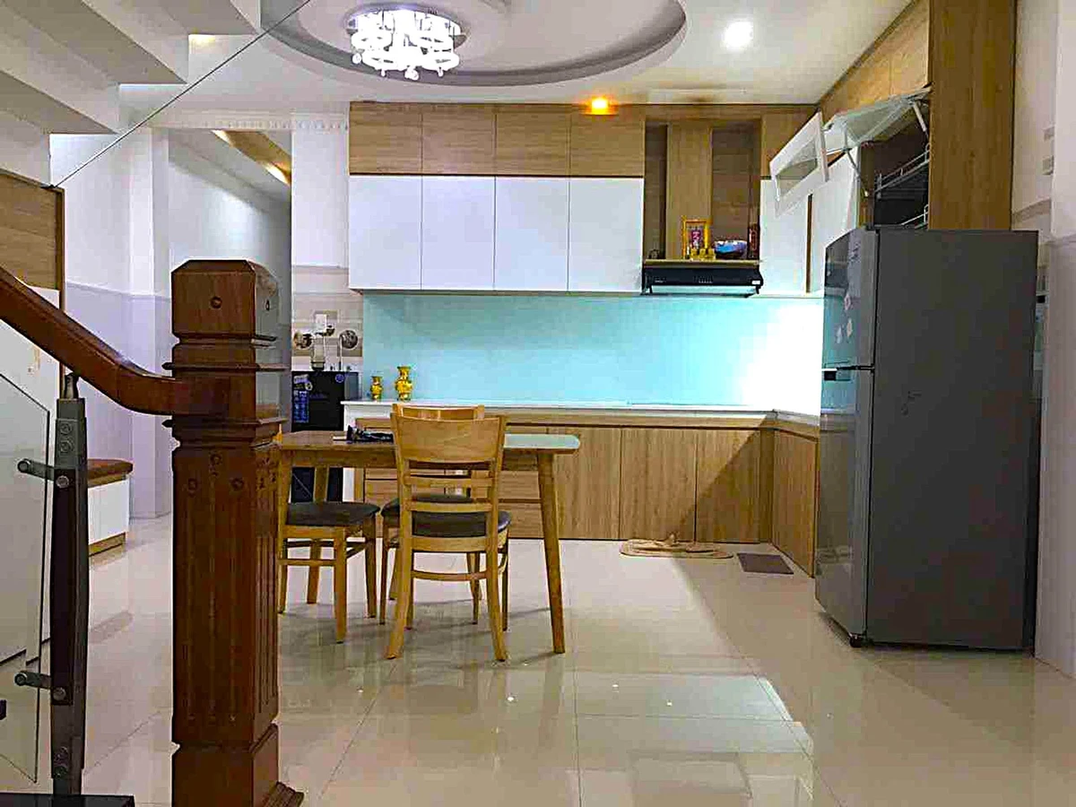 Bán nhà 3 tầng mặt tiền Phùng Chí Kiên Đà Nẵng 75m2 giá 6 tỷ 250 triệu - Ảnh thu nhỏ 2