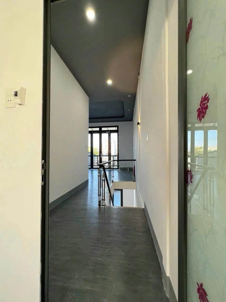 Bán nhà 1 mê 111m2 Võ Văn Kiệt 3 tỷ 650 - Ảnh thu nhỏ 5