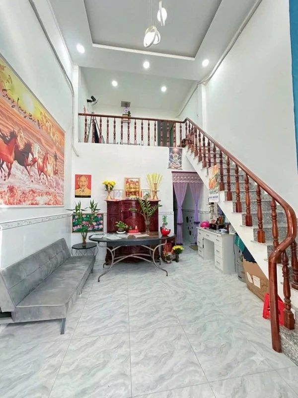 Bán nhà gác lửng 45m² với 2 PN 2 WC chỉ 900 triệu Biên Hòa