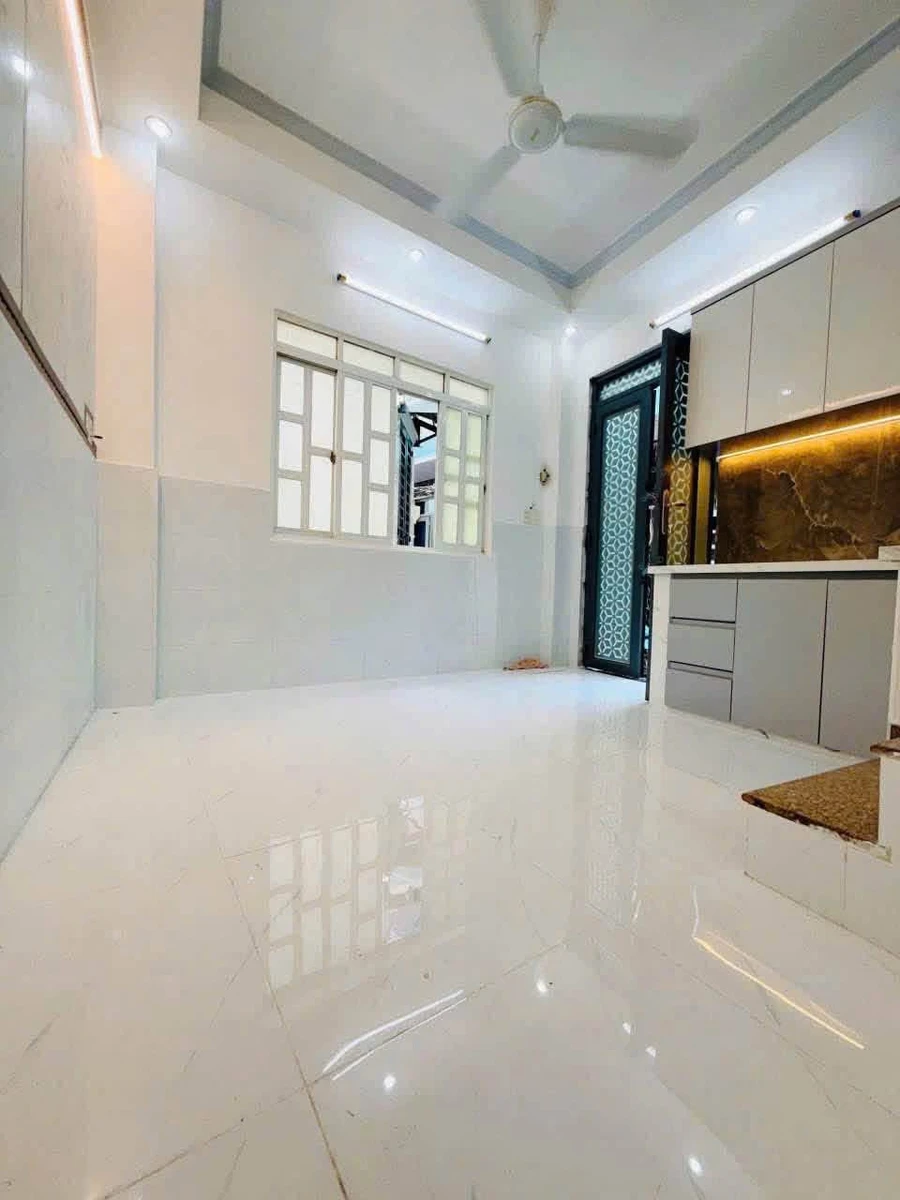 Bán nhà 2 lầu 21m² Ba Đình Quận 8 - Ảnh thu nhỏ 2