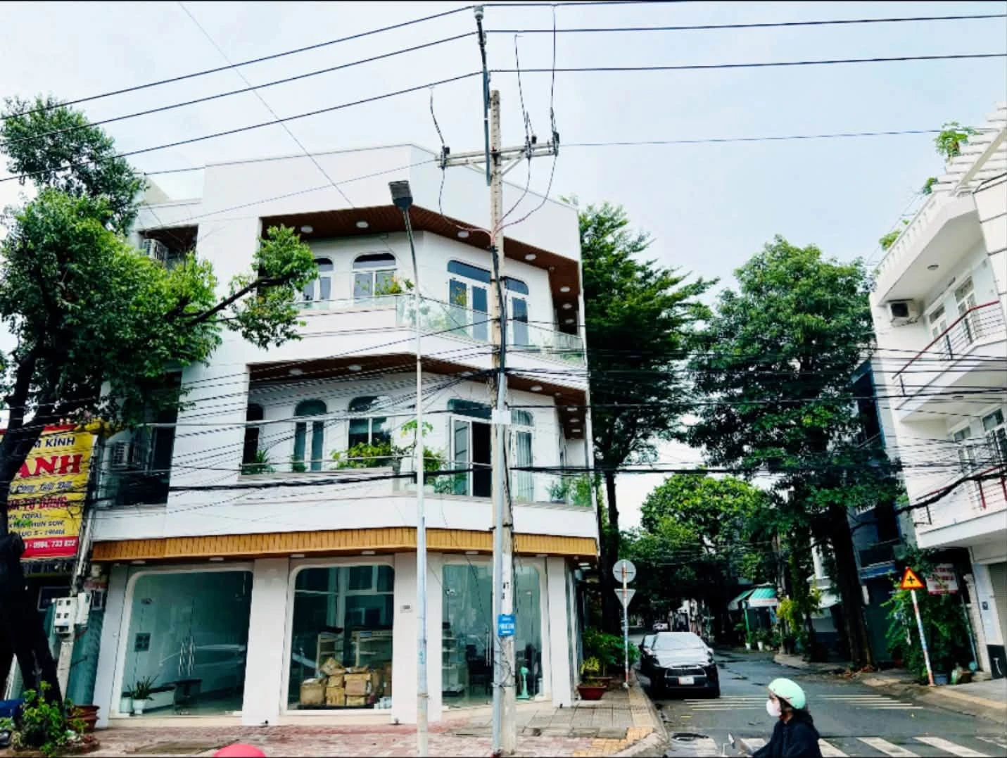 Cho thuê mặt bằng shophouse 170m² 2 mặt tiền đường 30/4 - Ảnh 1